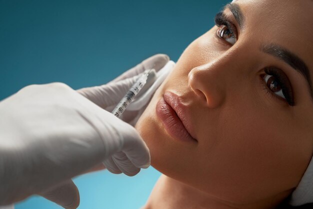 تکنیک زاویه سازی فک با تزریق ژل